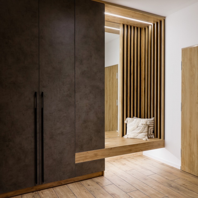 Wykończone wnętrze mieszkania M4 74m2 - strefa wejściowa